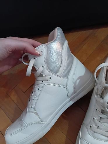 salonke sa blok petom: Athletic visoke patike – model MARI - Veličina: EUR 39 (USA 7, UK 6) - — 7