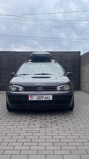Volkswagen: Volkswagen Golf: 2002 г., 1.8 л, Механика, Бензин, Хэтчбэк — 1