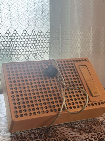 Digər məişət texnikası: Model Ukraiya 2 Stablizator Sovet İstehsalı Elektrik Gücləndirici