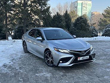 Toyota: Toyota Camry: 2018 г., 2.5 л, Автомат, Бензин, Седан — 2
