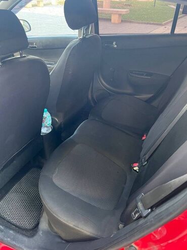 Hyundai: Hyundai i20: 1.2 l. | 2013 έ. Χάτσμπακ — 12