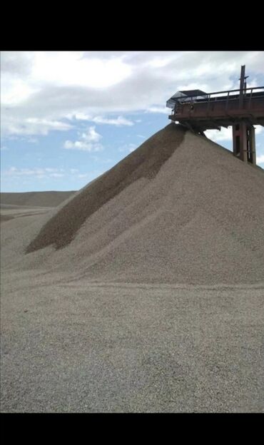 шебень песок: Доставка щебня, угля, песка, чернозема, отсев