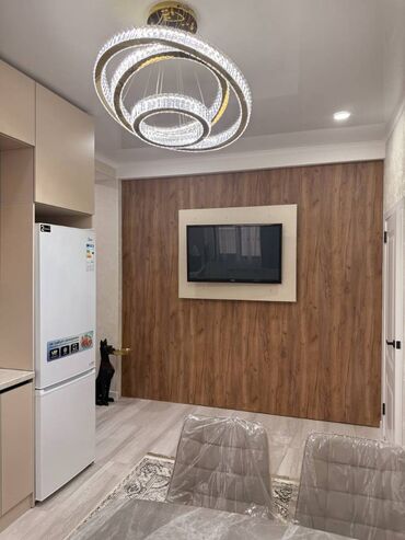 купить квартиру бишкек центр: 1 комната, 40 м², Индивидуалка, 2 этаж, Дизайнерский ремонт
