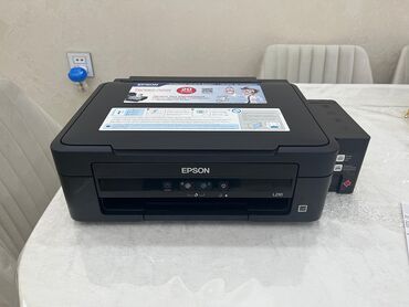 işlənmiş notbuk: Epson L210.Rəngli printer.Çox az işlənib.Heç bir problemi yoxdur