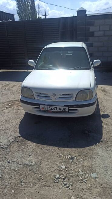 продаю урал мотоцикл: Nissan March: 2000 г., 1 л, Автомат, Бензин, Хэтчбэк