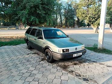Volkswagen Passat Variant: 1989 г., 1.8 л, Механика, Бензин, Универсал