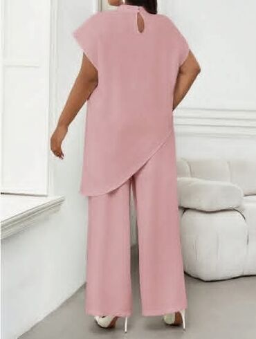 Kompleti: Komplet Cena 2400din Vel 0XL,1XL,2XL,3XL,4XL Vel. u slikama Poručuje — 5