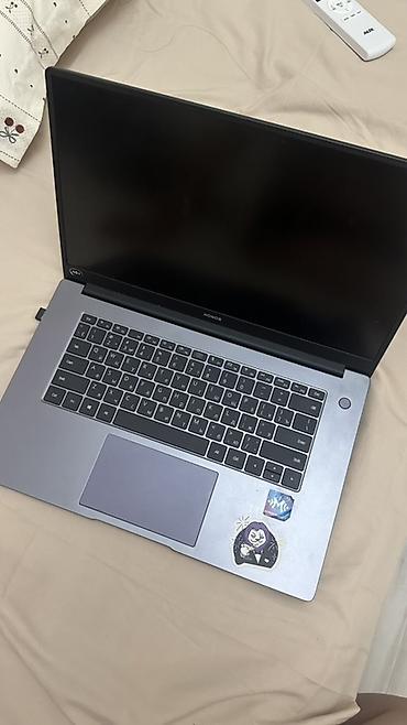 windows surface: HONOR MagicBook (серия) — ультрабук в металлическом корпусе цвета — 4