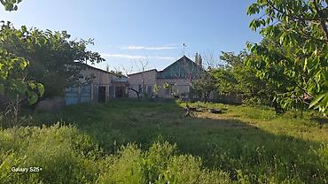 Продажа коттеджей и домов: Продаётся дом 5 комнат + времянка 3 комнаты, отопление электричество и — 5