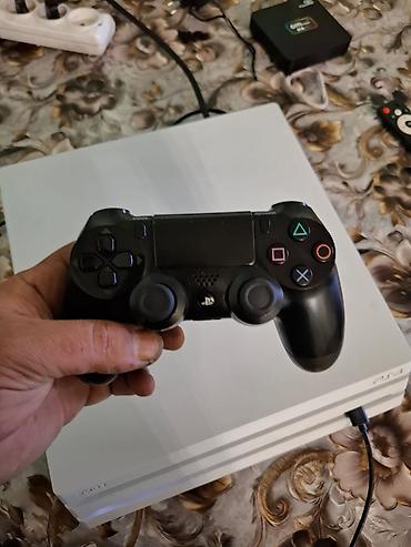 4 playstation: Sony PlayStation 4 Pro (ağ rəng) oyun konsolu Gəncə şəhəri, razılaşma — 3
