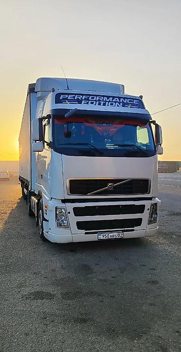 Тягачи: Тягач, Volvo, 2008 г., Тентованный — 3