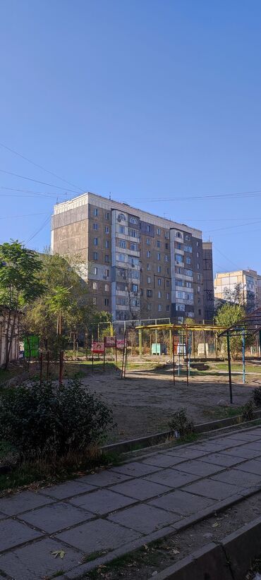 обмен дом на кв: 4 комнаты, 80 м², 105 серия, Косметический ремонт
