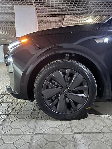 Lixiang: Lixiang L6: 2025 г. — 4