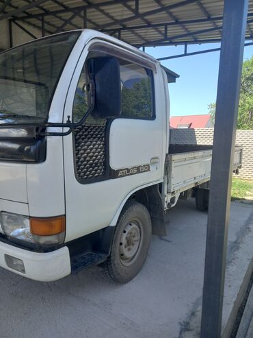 nissan titan: Nissan Titan: 1994 г., 2 л, Механика, Бензин