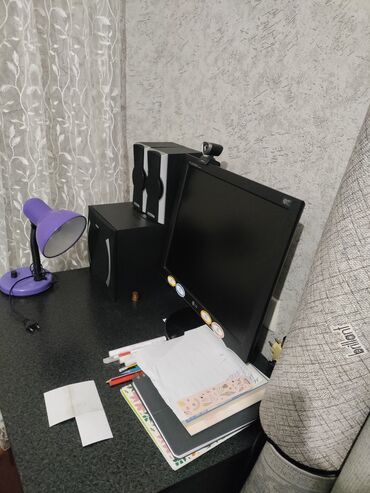 монитор для пк: Bu dəstə LG Flatron L1960TR modeli monitor, 2.1 səs sistemi