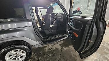 Ssangyong: Ssangyong Korando: 2010 г., 3 л, Кол менен иштөөчү, Дизель, Жол тандабас — 7