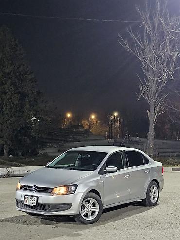 Volkswagen: Volkswagen Polo: 2011 г., 1.6 л, Механика, Бензин, Седан — 2