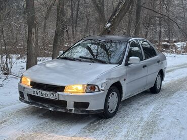 Mitsubishi: Mitsubishi Lancer: 1996 г., 1.3 л, Механика, Бензин, Седан