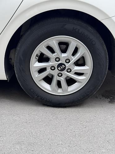 Меняю комплект оригинальных дисков R15 на R17
Kia K3