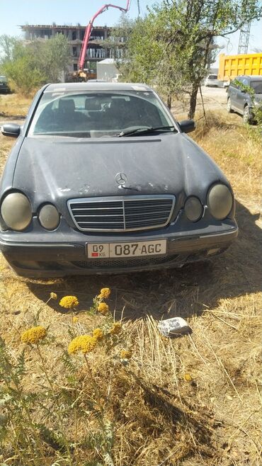 рассрочка авто без первоначального взноса: Mercedes-Benz E-Class: 2001 г., 3.2 л, Автоматические, Бензин, Седан