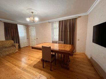 Uzunmüddətli kirayə mənzillər: Salam ev göyçaydadi 5otaqli evdi plus 20kvadratliq abyekti var səhərin — 1