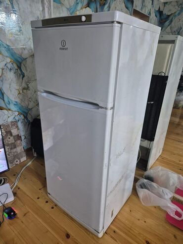 soyuducu işlenmiş: İşlənmiş 2 qapılı Indesit Soyuducu Satılır