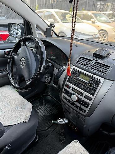 avens: Toyota Avensis Verso: 2003 г., 2 л, Автомат, Бензин, Универсал — 5