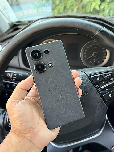 redmi note 13 5g: Redmi, Redmi Note 13 Pro, Б/у, 256 ГБ, цвет - Черный, 2 SIM — 1