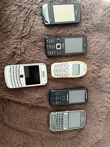 nokia 3208 classic: Samsung ve Alcatel olan qara qırmızı knopkalı satılıb sekildeki.Qalanı — 1