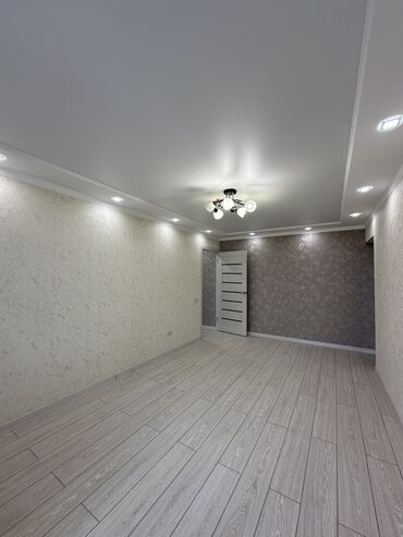 Продажа квартир: 2 комнаты, 44 м², 104 серия, 5 этаж, Евроремонт