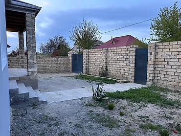 Həyət evləri və villaların satışı: Satılır: sexsi həyət evi5 sot,140 kvadratli genis 4 otaqli. - — 13