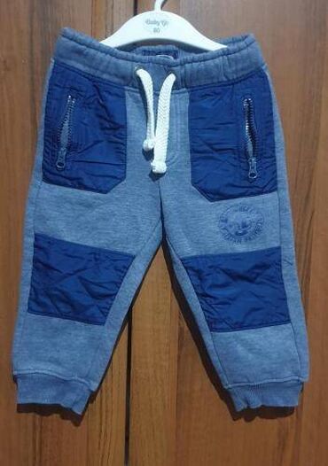 теплые джинсы детские: Джинсы и брюки, Б/у