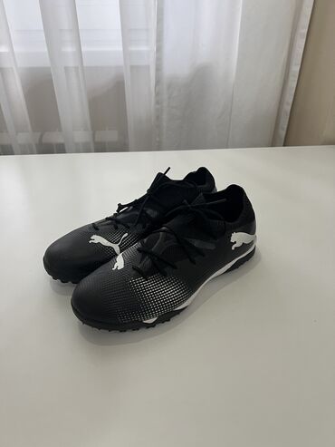 сороконожки бутсы: Продаю футбольные сороконожки puma future 7, 39 размер, состояние