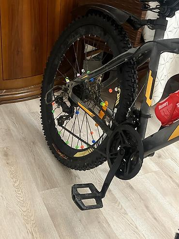 Velosipedlər: Dağ velosipedi – 26” təkərli, disk qarmaqlı - Çərçivə: yüngül — 2