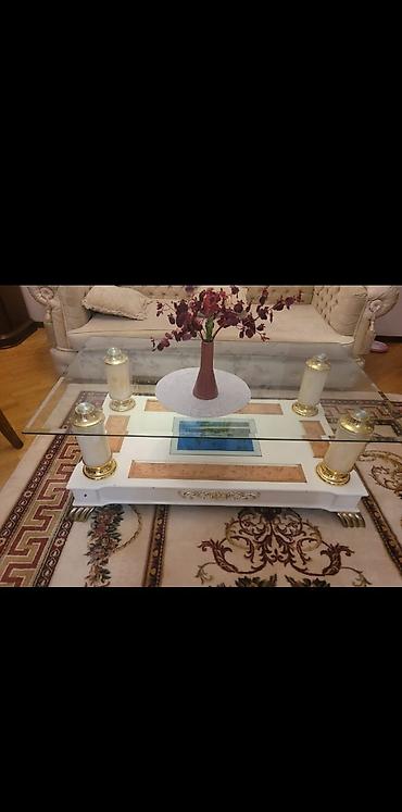 metbexd mebeli: Mini divan və jurnalnı 150 Azn.Divanın ölçüsü 1.80× 0.90. Ünvan Qara — 2
