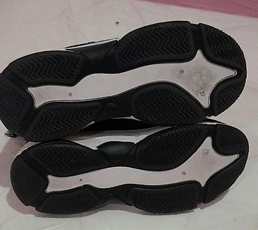 unity pga accessories: Qadın qış botları təzə 37 ölçü.Qiymet sondur Çatdırılma var metroya - — 3