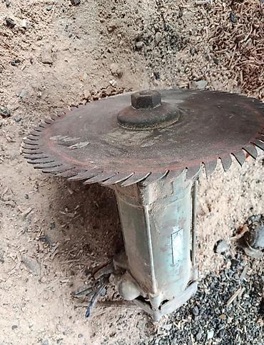 elektrik əl mişarı maxi az: 10 kv. 5000 abarot .3 faza Abarot ağac emalı üçün diskli dəzgah — 1