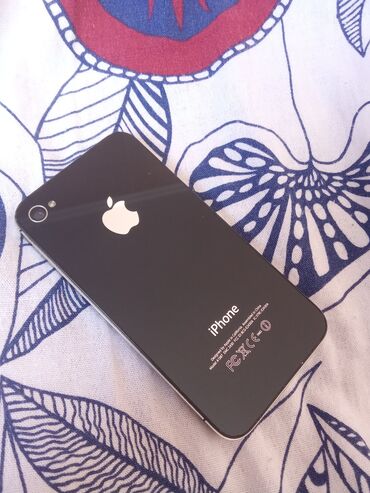 рассрочка нотбук: IPhone 4, Б/у, Черный