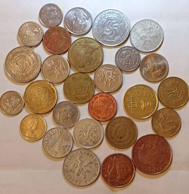 Sikkələr: 28 монет -6 манат.
28 eded-6 manata