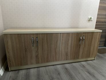 Б/у, Распашной, 4 двери Прямой шкаф