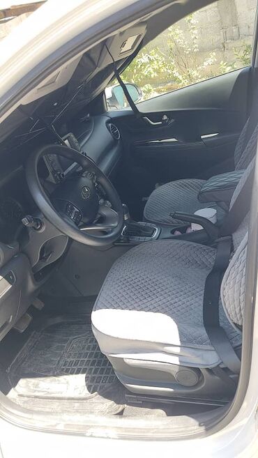 Hyundai: Hyundai Kona: 2020 г., 2 л, Автомат, Бензин, Кроссовер — 4