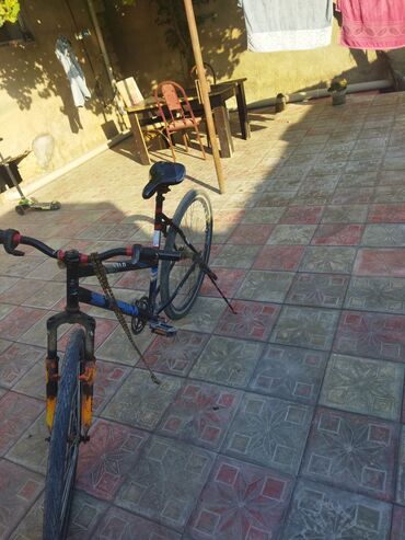 kross hexagon 1: İşlənmiş Şəhər velosipedi Strim, 28", sürətlərin sayı: 1, Ünvandan götürmə