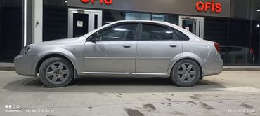 Chevrolet: Chevrolet Lacetti: 1.8 l | 2005 il Sedan — 5