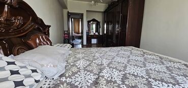 продаю дом айни: 4 комнаты, 100 м², Индивидуалка, 3 этаж, Евроремонт