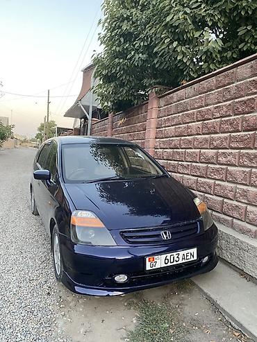 getz 2: Honda Stream: 2002 г., Универсал — 1