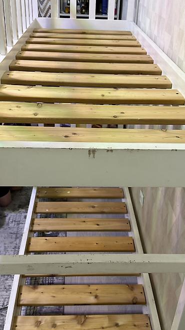 bunk bed: Двухъярусная детская кровать, Б/у, Натуральное дерево, цвет - Белый — 4