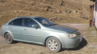 автомобили матиз: Chevrolet Lacetti: 2004 г., 1.6 л, Механика, Газ, Седан