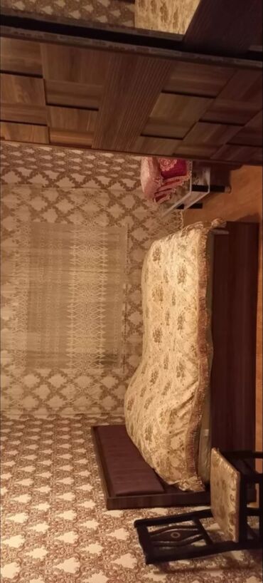 evlerin alqi satqisi xacmaz kirayesi: Qusar, 4 otaqlı, Köhnə tikili, 120 kv. m