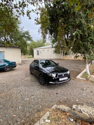 Iran Khodro: Iran Khodro : 1.7 l | 2022 il 145534 km Sedan — 10