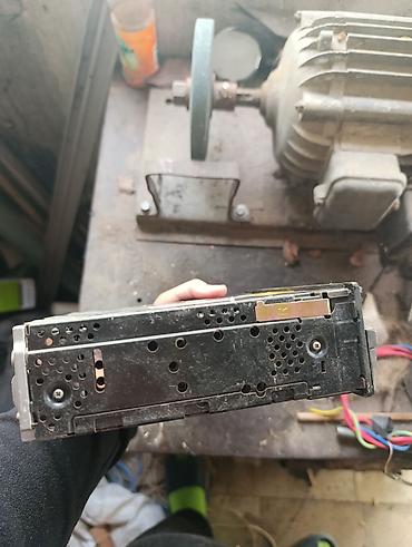 lil solid dual: Mercedes‑Benz orijinal avtomobil maqnitofonu – Audio 10 CD Model — 4
